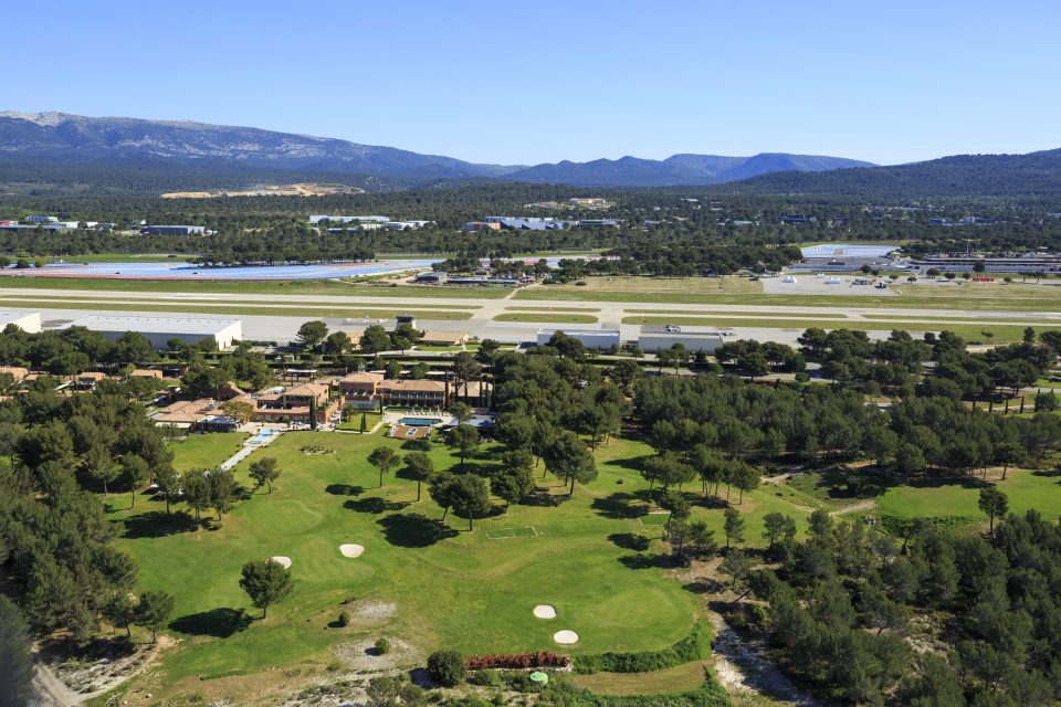 France, Var (83), Le Castellet, Hotel du Castellet (vue aerienne)